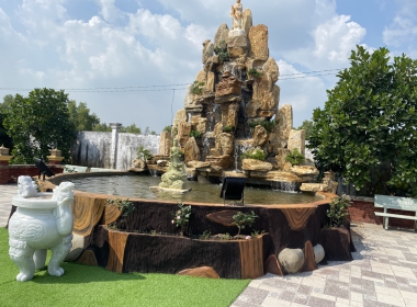 Hòn non bộ thác nước 